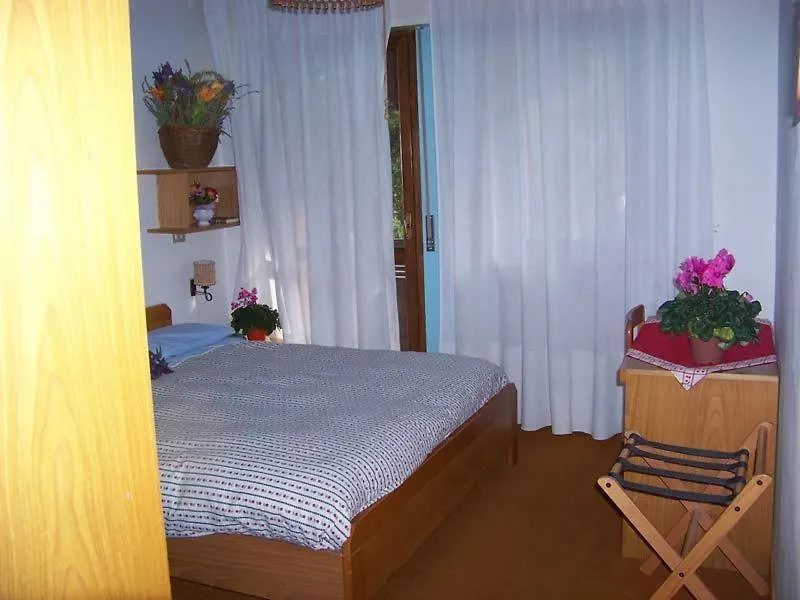 Garni Pecol Bed & Breakfast Fusine 0*, Fusine (Belluno) Italy